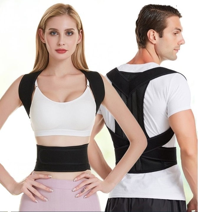 Corsetul PostureMax™